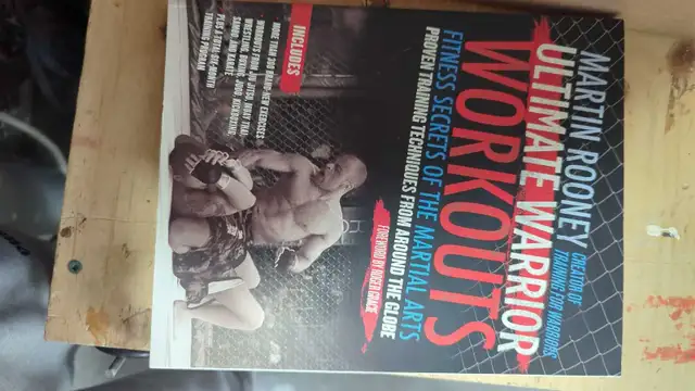 Mixed Martial Arts Books - Excellent Condition - Photo 9