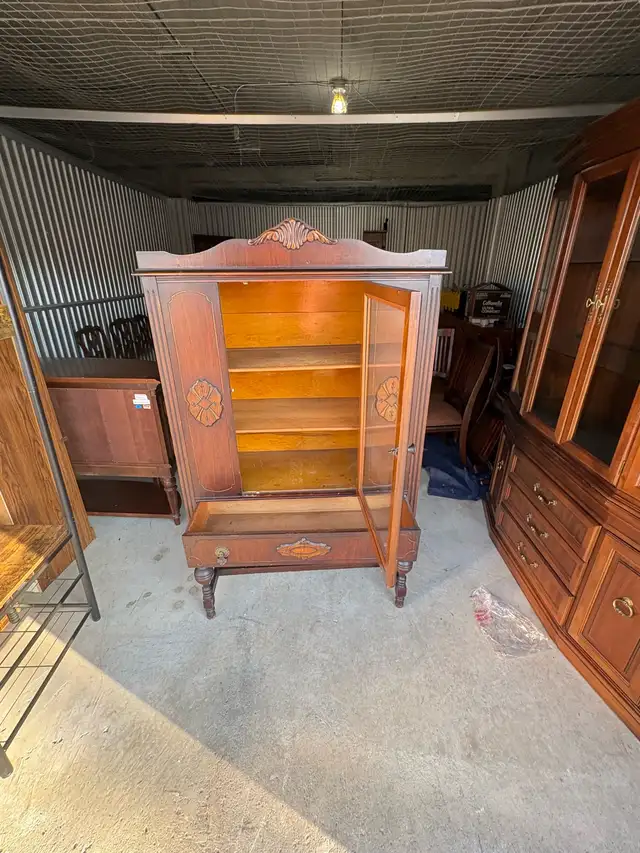 Free delivery antique Vintage Wooden Display Cabinet - Photo 8