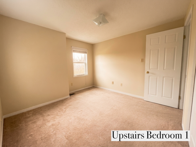 Bright End-Unit Townhouse near Gordon & Kortright – 3 Rooms - Photo 5