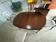 Free delivery used Wooden Dining Table with 4 chairs - Photo 2