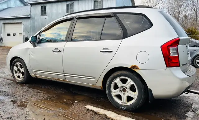 Kia Rondo EX 2008 - Photo 3
