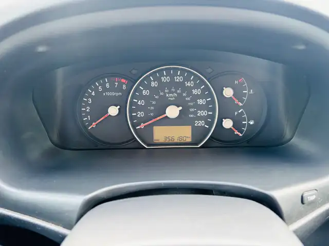 Kia Rondo EX 2008 - Photo 4