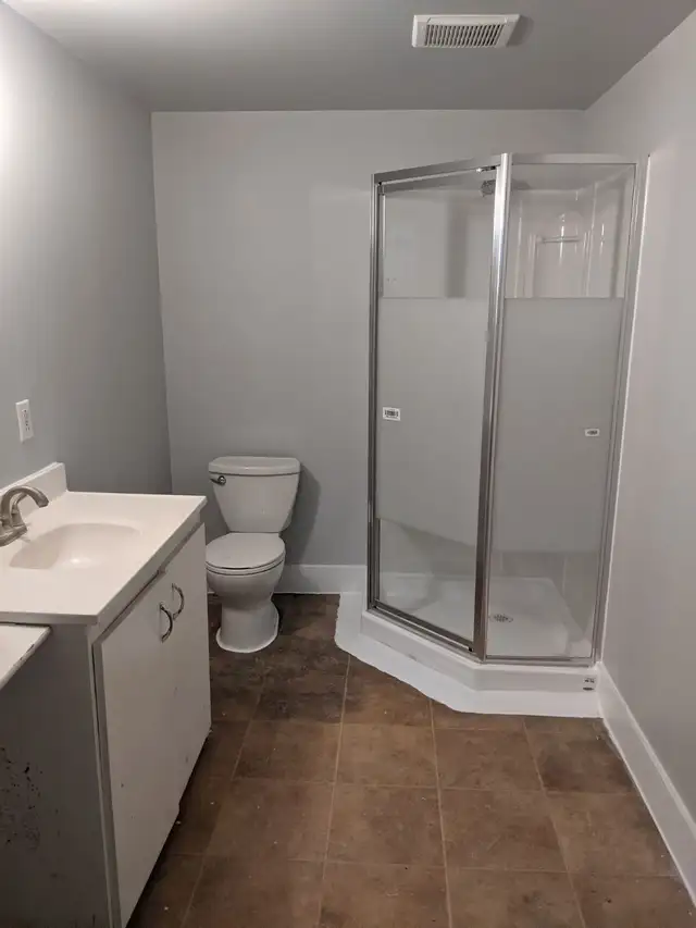 Private Room for Rent in Barrie North End - Photo 6