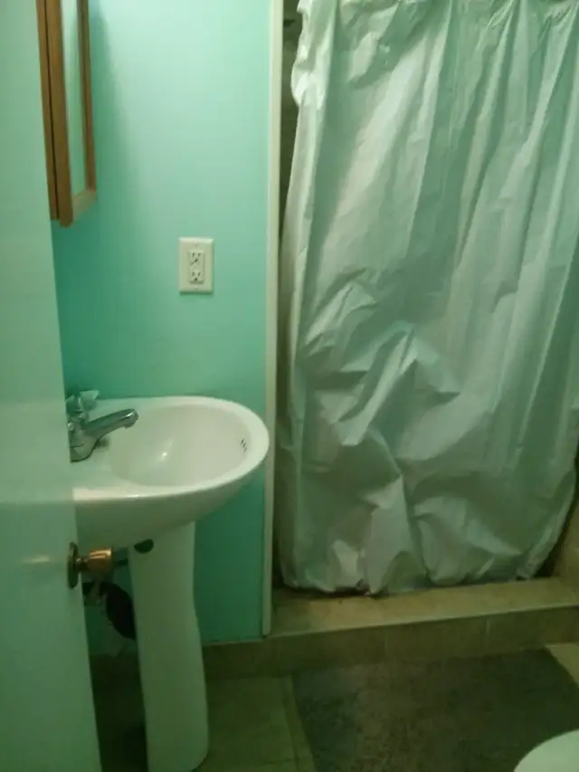 Private Room for Rent in Barrie North End - Photo 7