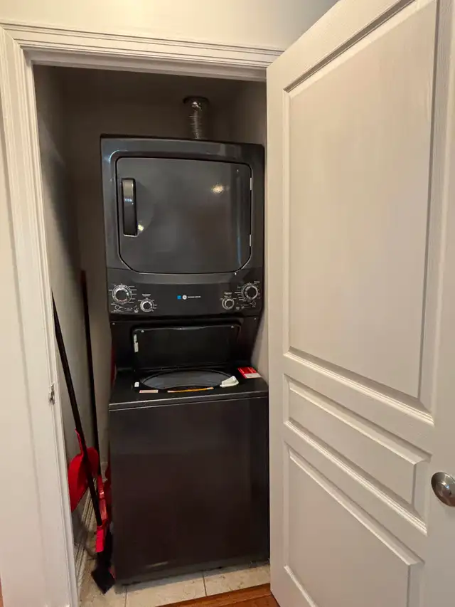 Room in Condo for Female Student - Photo 8