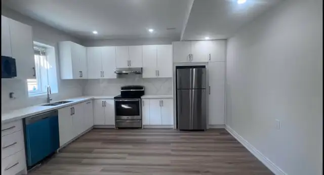 Beautiful Basement Apartment For Rent at Green Lane/Leslie - Photo 2