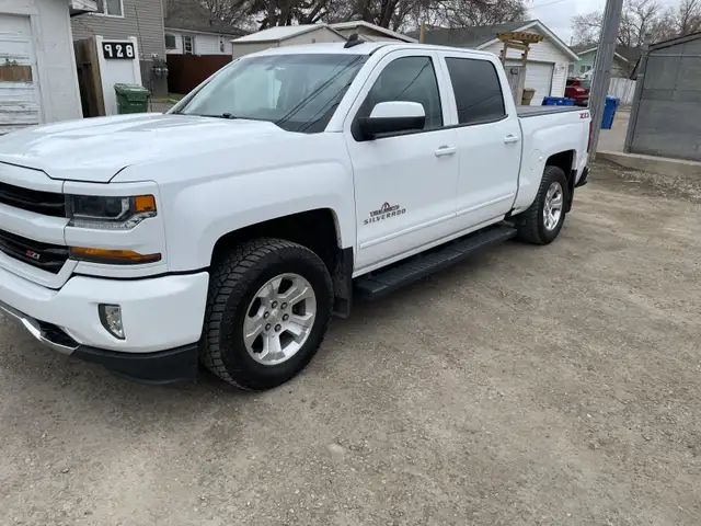 2018 chev Silverado z71  true north edition