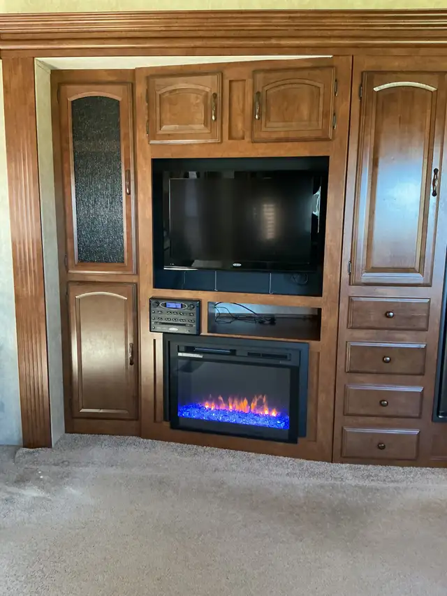 Forest River Heritage Glen 336 RLT - Photo 3