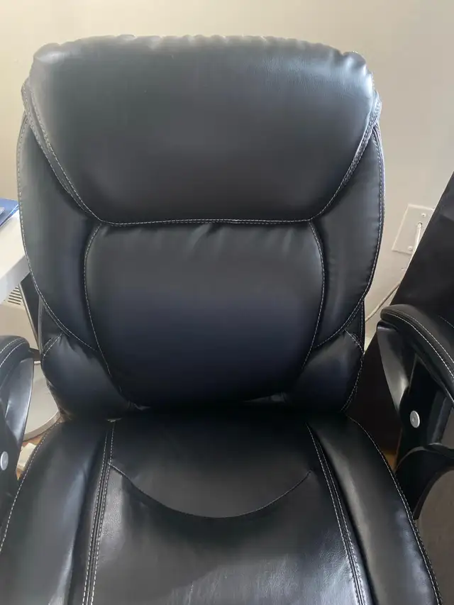 office chair - Photo 3