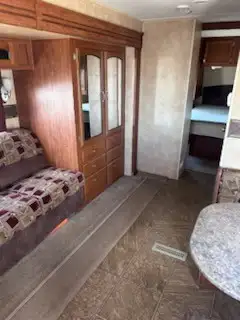 ️ FOR SALE – 2011 Jayco Jay Flight 25 RKS Travel Trailer - Photo 10