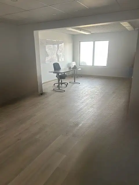 Bureau Entrepôt Local Commercial Longueuil - Photo 4