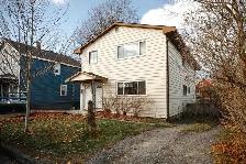 Bright 2-Bedroom Main Floor Unit in Fairview – Excellent Storage