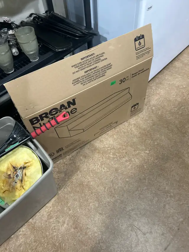 Broan stove fume hood