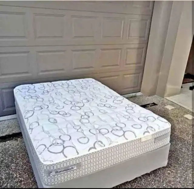King Size Mattress Clearance Sale - Photo 4