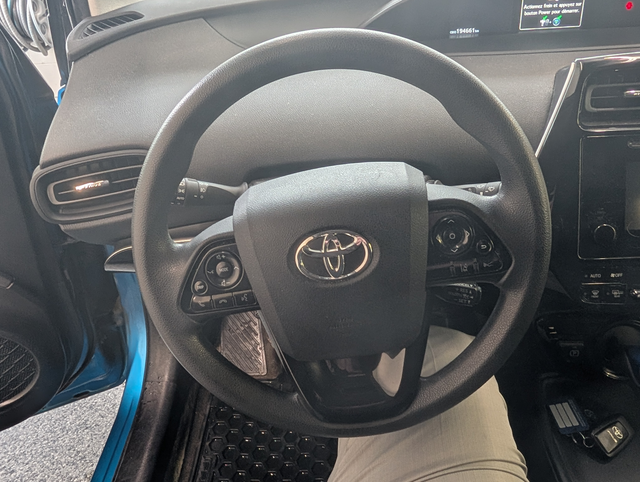 2019 Toyota Prius AWD, - Photo 10