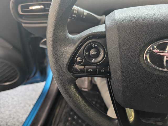 2019 Toyota Prius AWD, - Photo 13