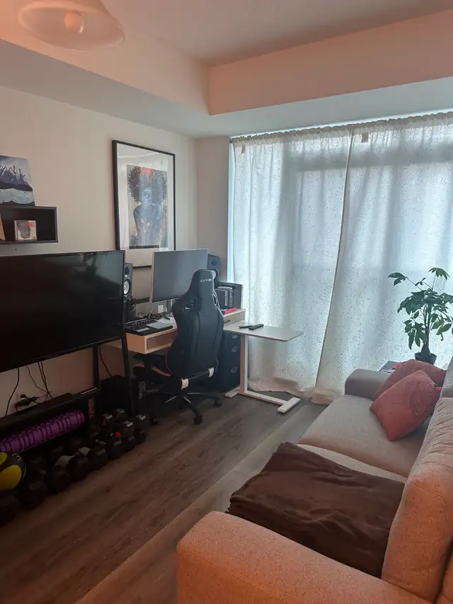 FURNISHED 1-BEDROOM CONDO UNIT IN LIBERTY VILLAGE - Photo 2