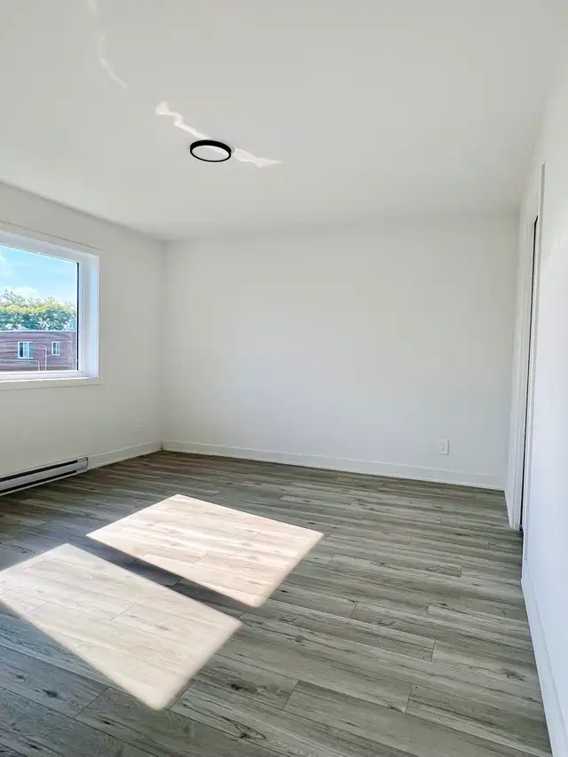 3-Bedroom Apartment Modern and Well Located - Photo 3