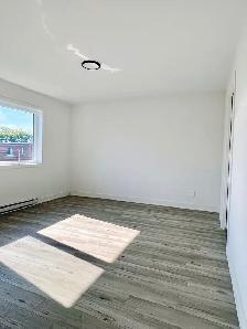 3-Bedroom Apartment Modern and Well Located - Photo 3