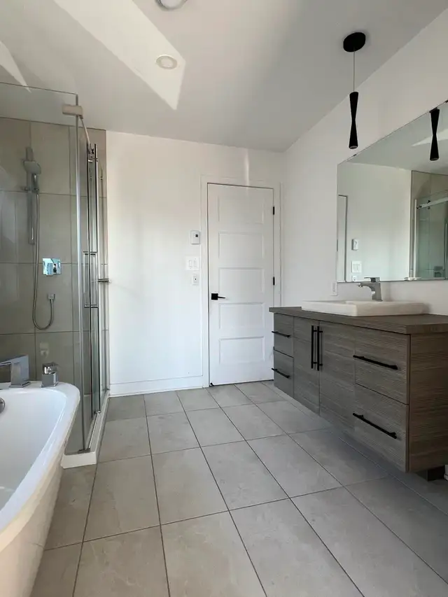 3-Bedroom Apartment Modern and Well Located - Photo 5