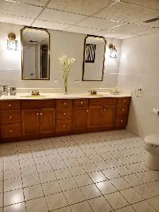 LARGE 2 BEDROOM BASEMENT RENTAL - Photo 5