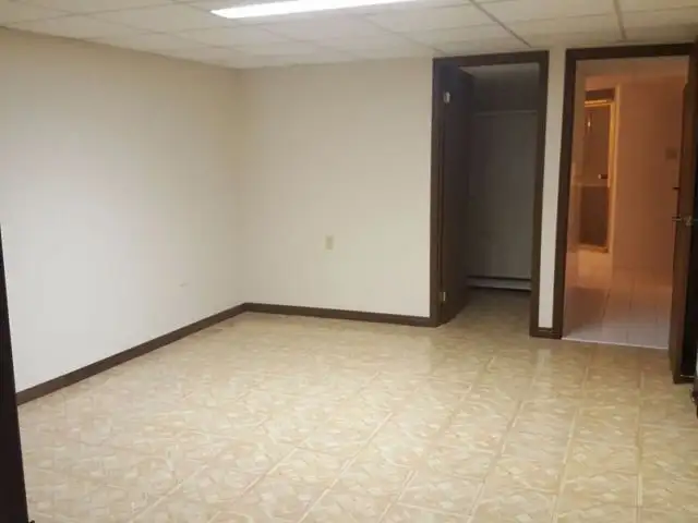 LARGE 2 BEDROOM BASEMENT RENTAL - Photo 7
