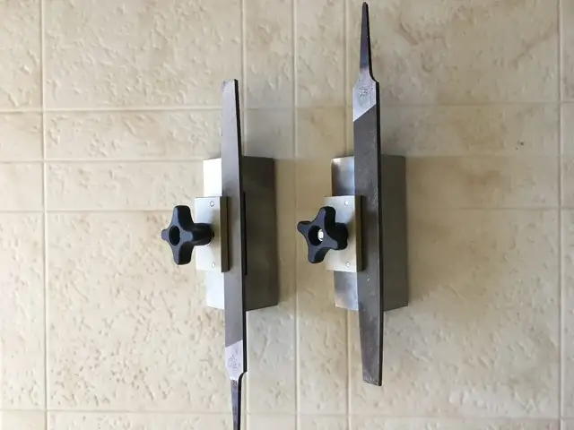 Ski Edge Sharpening Tool