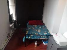 Bachelor Apartment in Downtown - Photo 2