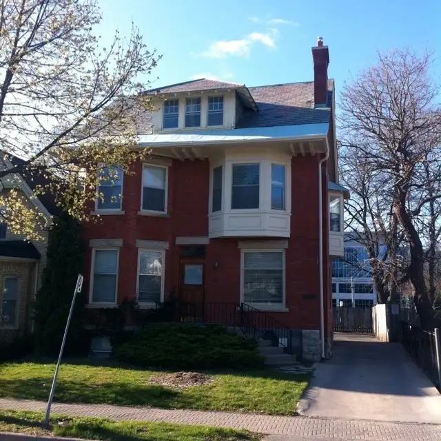 2 bedroom one block from Vic Park - Photo 10
