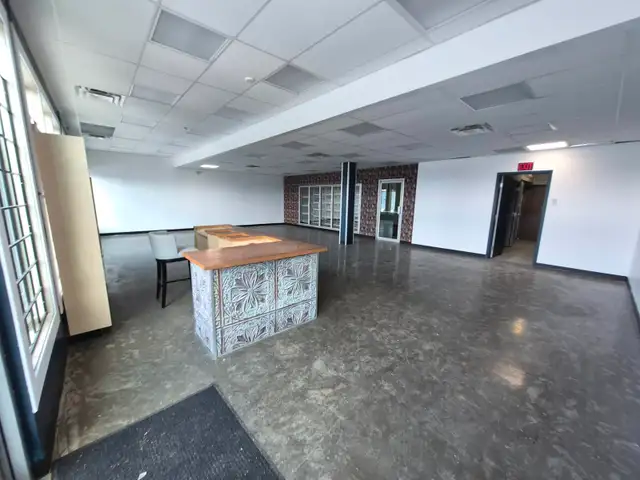 Liquor store move in ready