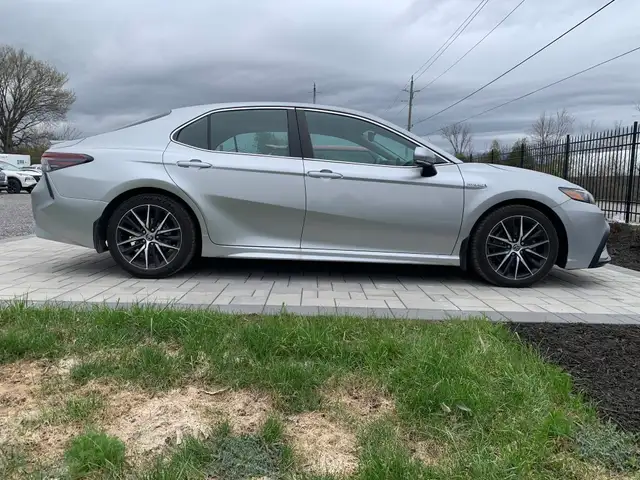 2021 Toyota Camry Hybrid SE $171.64 Bi-weekly - Photo 3