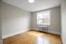2Bed, 1Bath w/balcony & AC, 750sqft in Trendy Locke St Area - Photo 7