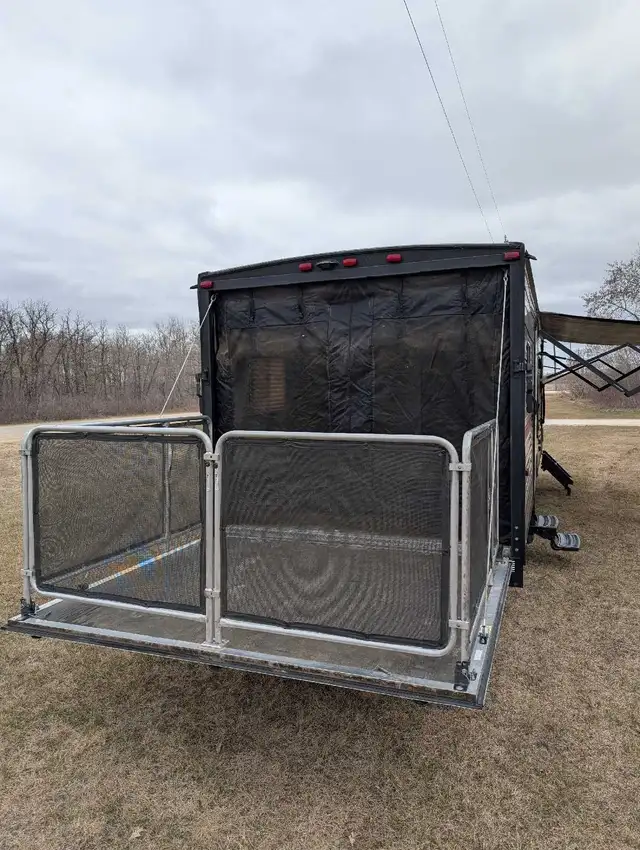 2019 Forest River Grey Wolf 27RR Limited - Photo 3