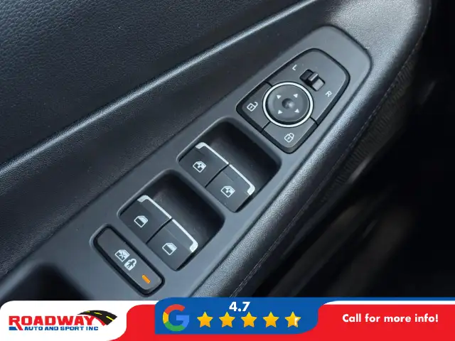 2023 Hyundai Santa Fe Preferred - Photo 13