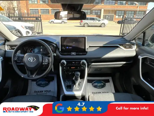 2024 Toyota RAV4 LE - Photo 10