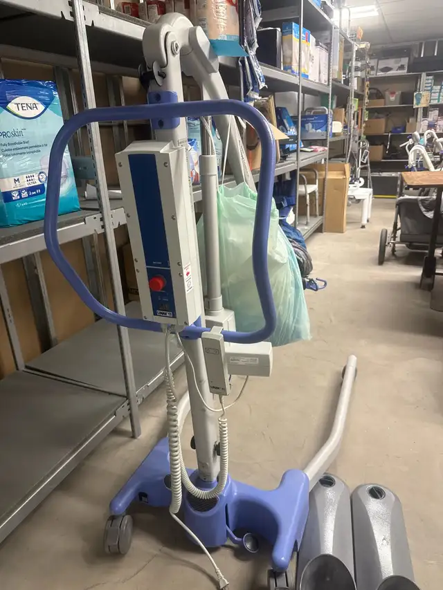 2020 JOERNS ADVANCE HOYER  LIFT. $750