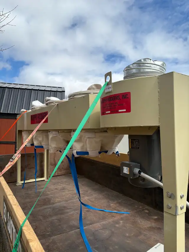 12" dust collector 10 hp - Photo 2