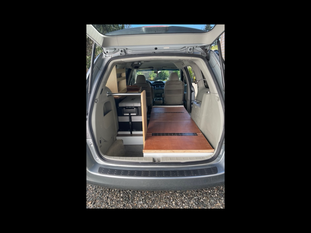 Honda Odyssey Camper Van - Photo 7