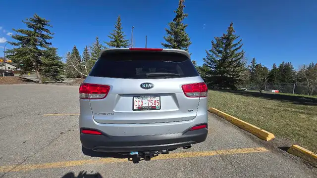 2017 Kia Sorento AWD - Photo 3