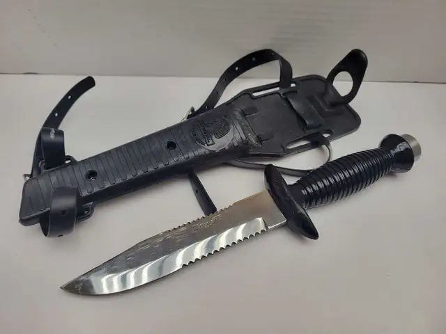 Vintage Eternal Trade Mark Scuba Diving Knife Dagger w/sheath