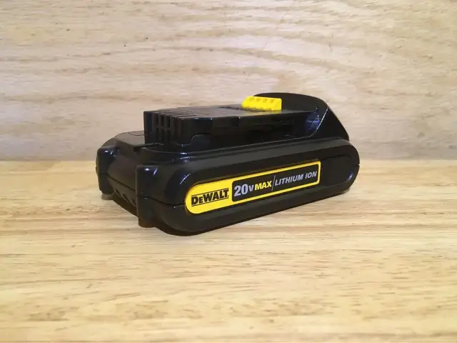 Dewalt 20V Max 1.3ah Lithium Ion Battery