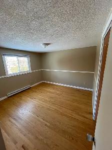 Centrally located  - 2.5 Bdrm Apartment in Stayner - Photo 3