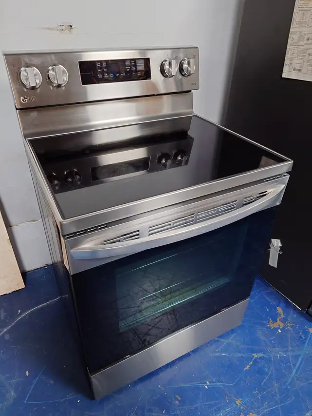 LG '30' Stainless Steel Freestanding Electric Range on Sale‼️ - Photo 2