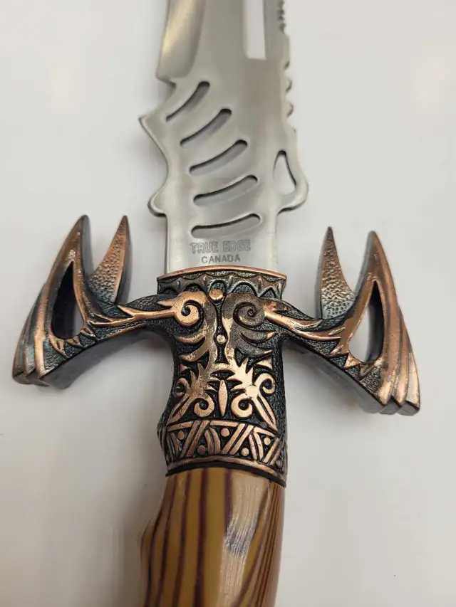 True Edge Canada Collectors Dagger w/sheath - Photo 2