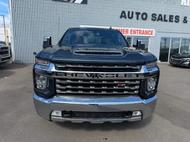 2020 Chevrolet Silverado 3500HD LTZ CREWCAB 4X4 / ACCIDENT FREE - Photo 2