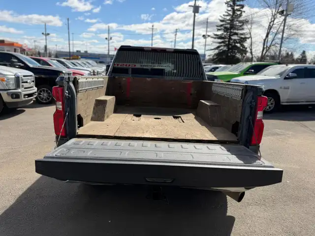 2020 Chevrolet Silverado 3500HD LTZ CREWCAB 4X4 / ACCIDENT FREE - Photo 7