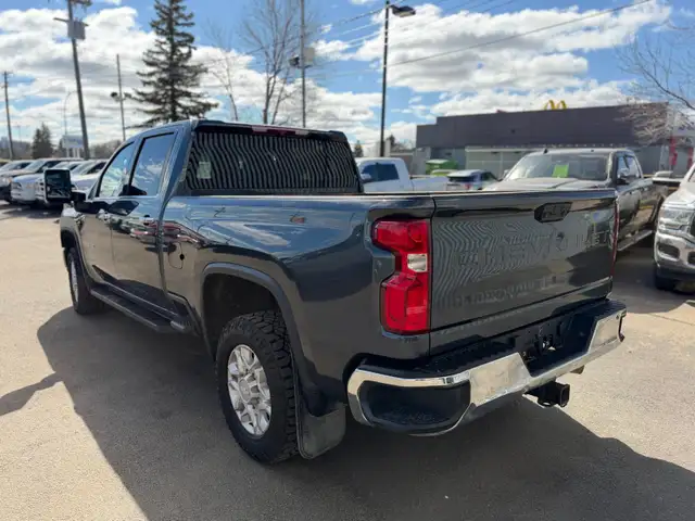 2020 Chevrolet Silverado 3500HD LTZ CREWCAB 4X4 / ACCIDENT FREE - Photo 8