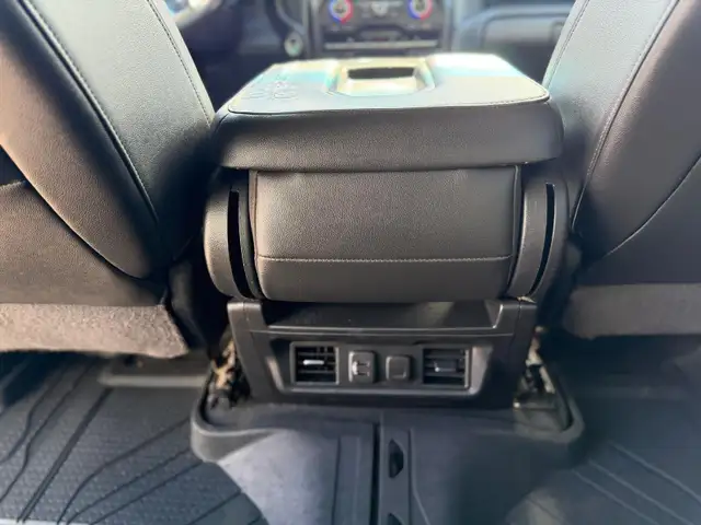2020 Chevrolet Silverado 3500HD LTZ CREWCAB 4X4 / ACCIDENT FREE - Photo 12