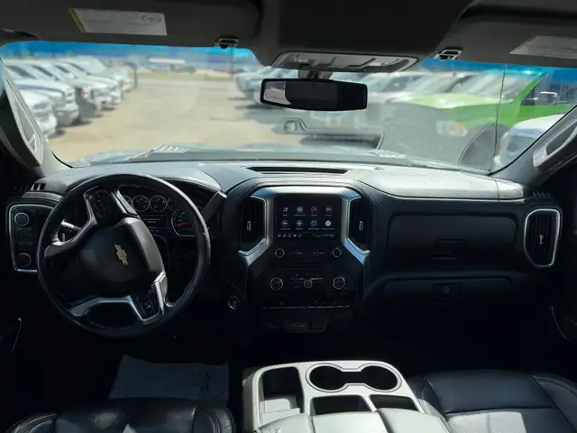 2020 Chevrolet Silverado 3500HD LTZ CREWCAB 4X4 / ACCIDENT FREE - Photo 13