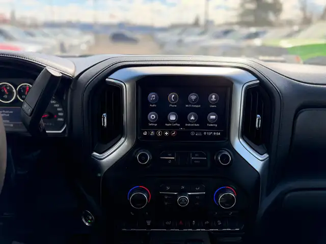 2020 Chevrolet Silverado 3500HD LTZ CREWCAB 4X4 / ACCIDENT FREE - Photo 16